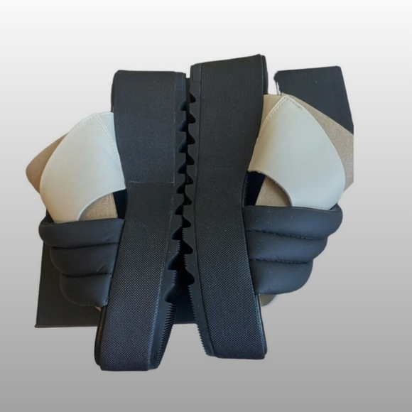 Rare Sorel Womens Cameron Platfom Puff Mule Black & White - Picture 4 of 9